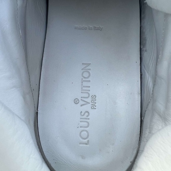 Not my style but definitely very cool sneakers. - Picture 5 of 7